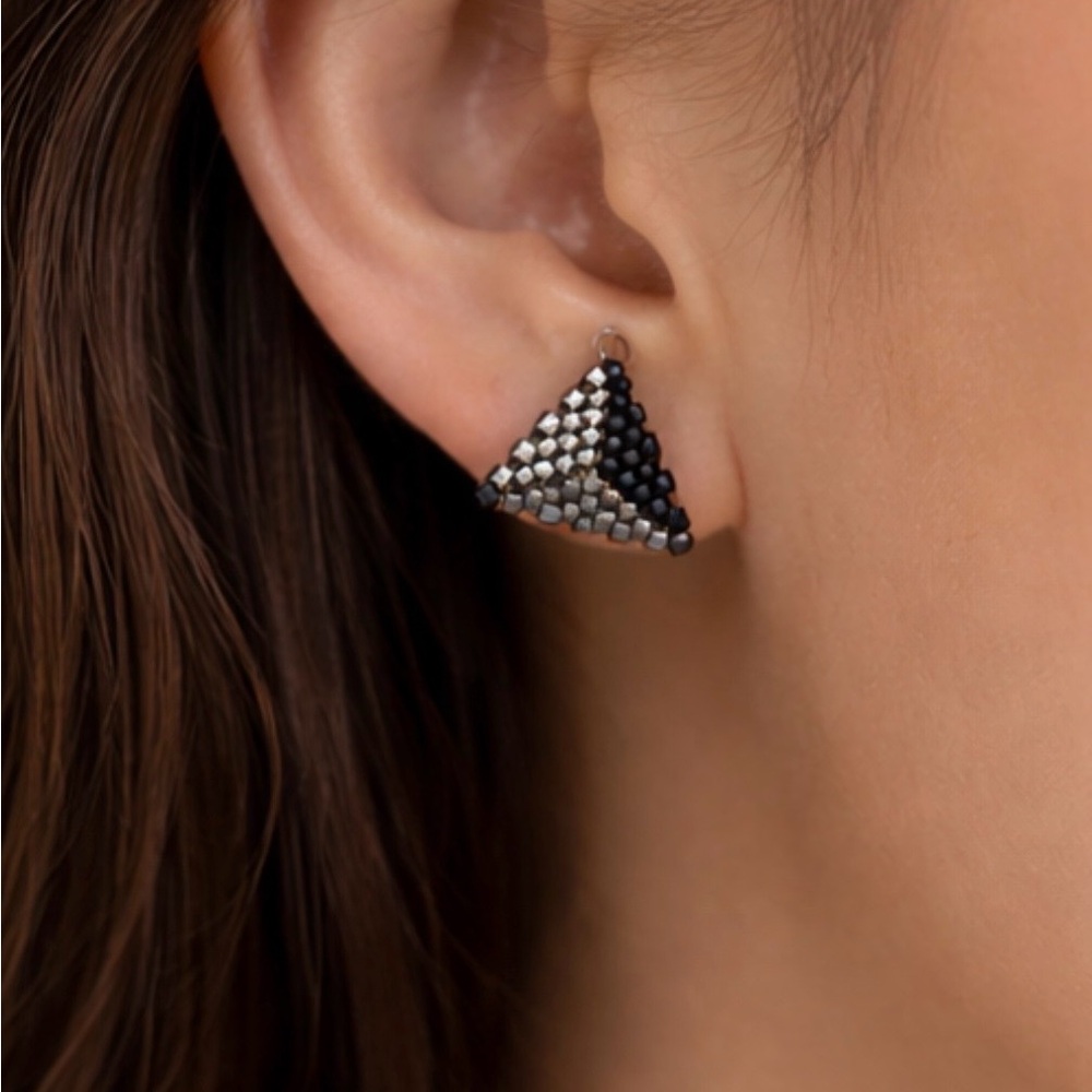 Geometric Beaded Triangle Earrings – Handmade Minimalist Studs - Picture 4 of 4